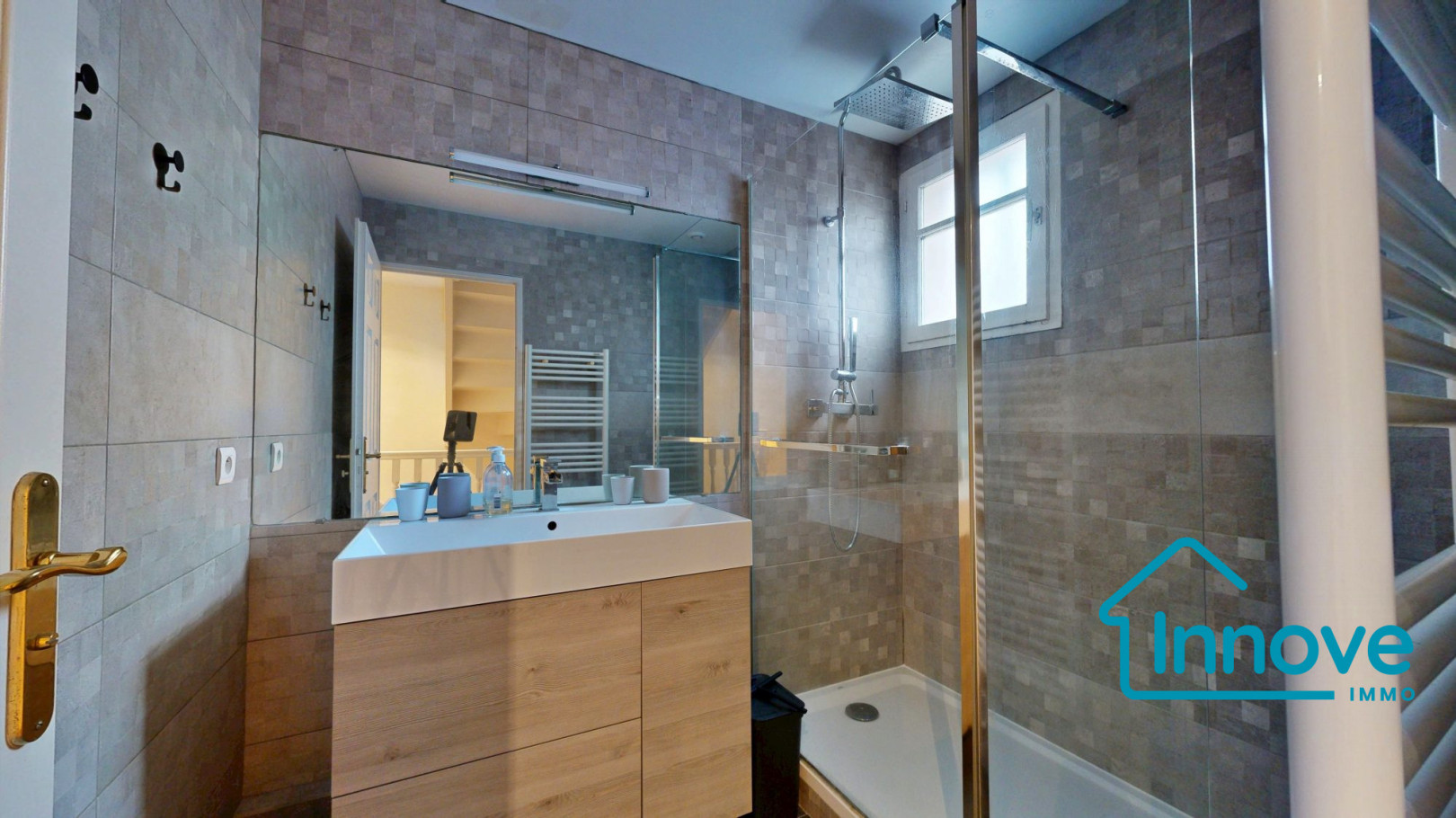 
                                                Vente
                                                 MAISON FAMILIALE - MONTESSON - CENTRE