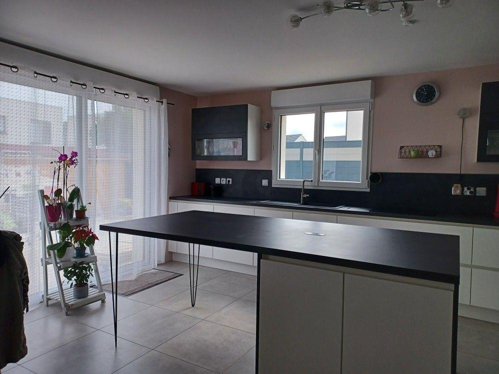 
                                                Location
                                                 Maison familiale neuve et lumineuse