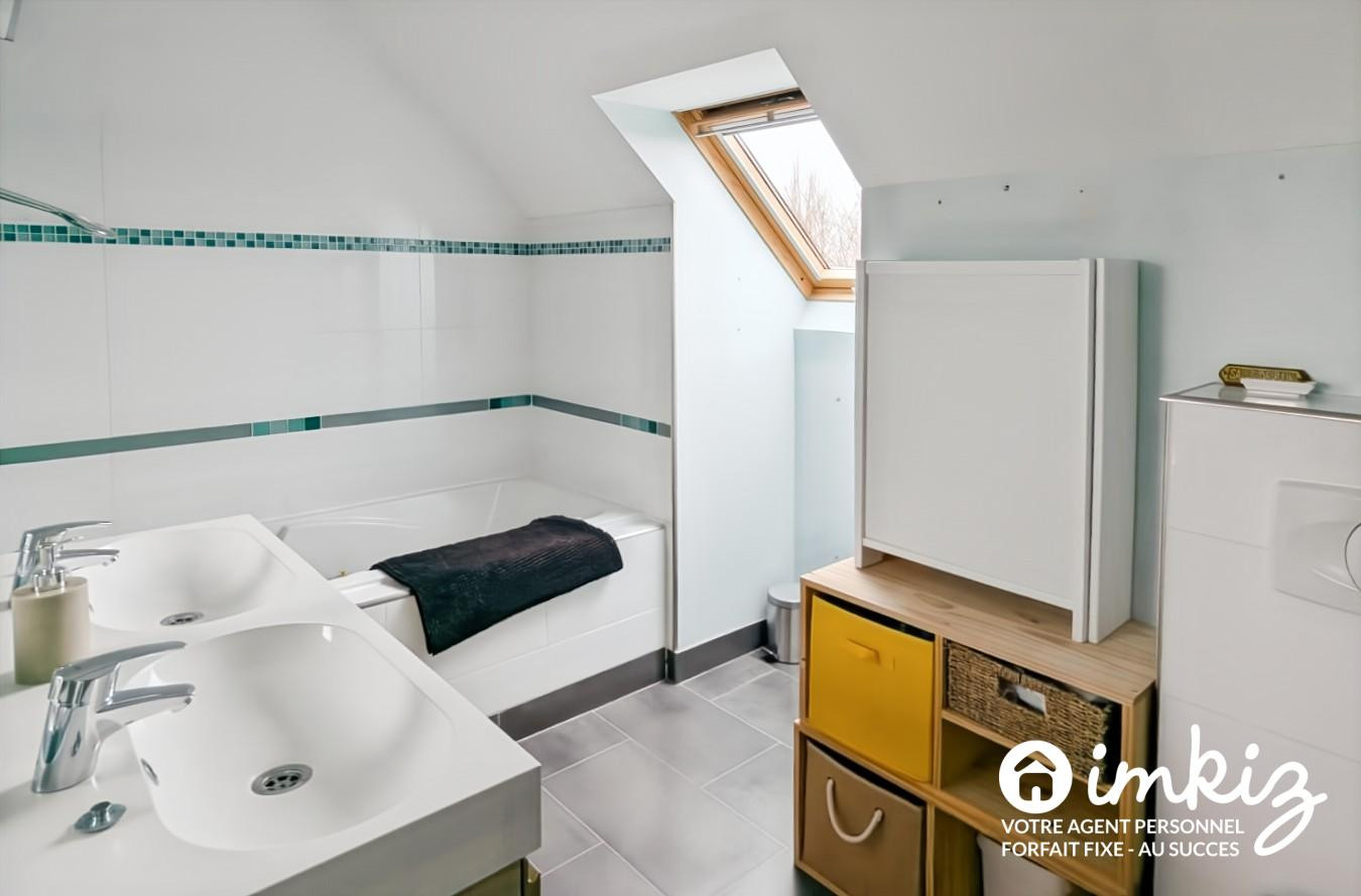 
                                                Vente
                                                 Maison familiale récente 140m² avec jardin