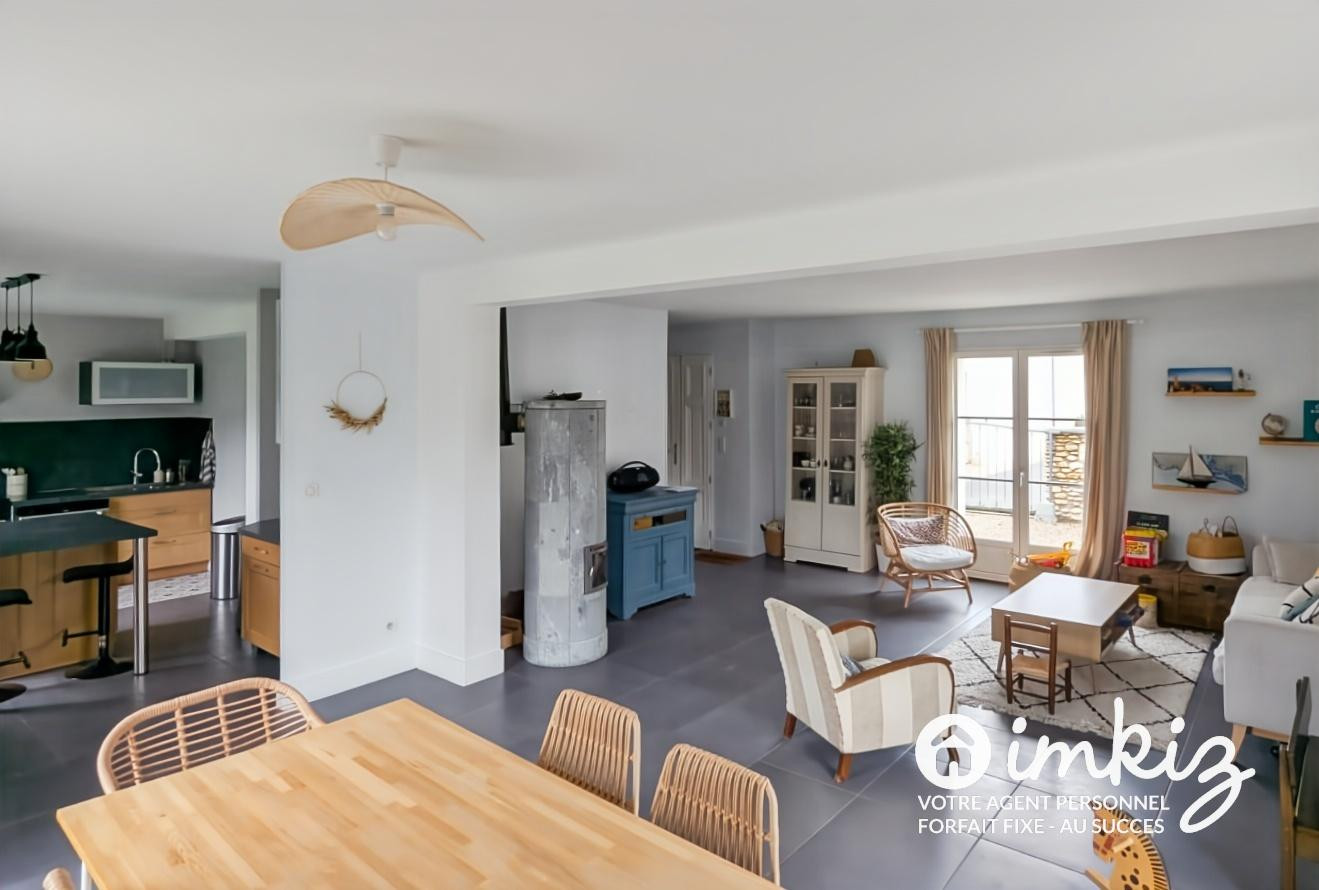
                                                Vente
                                                 Maison familiale récente 140m² avec jardin