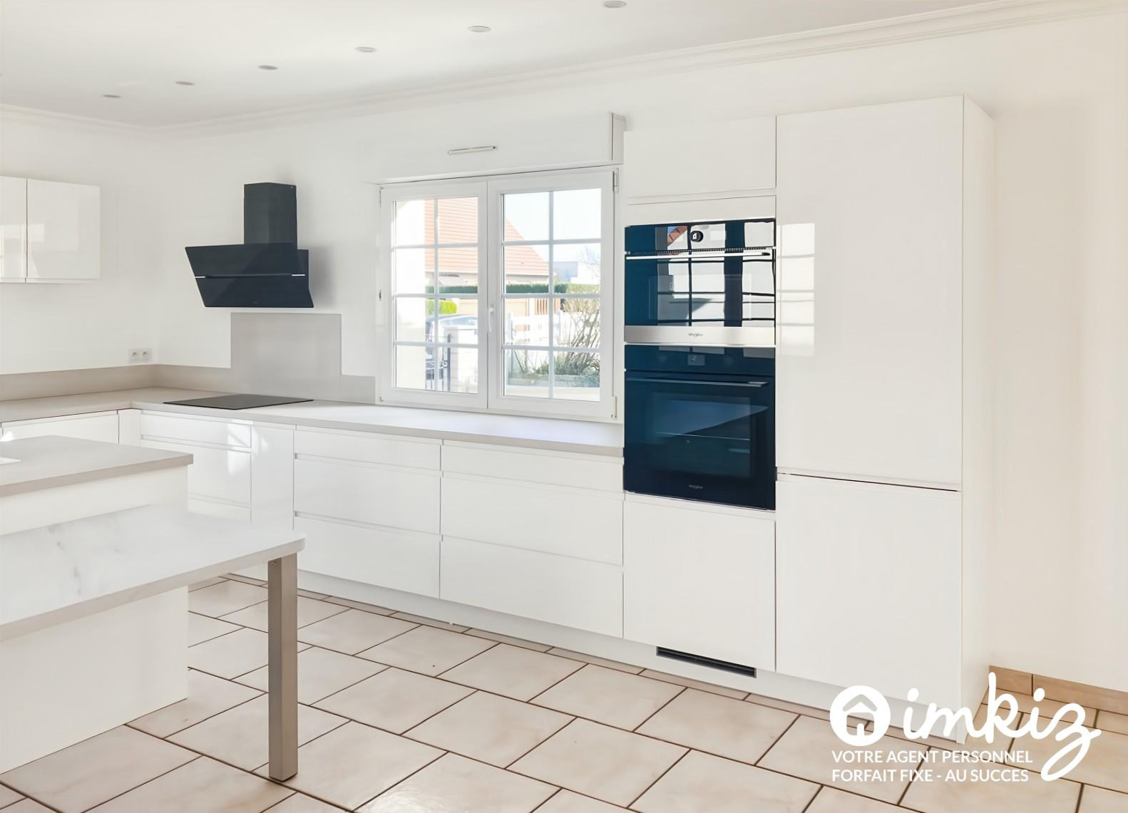 
                                                Vente
                                                 Maison familiale rénovée 6 pièces – 155 m² – DPE A