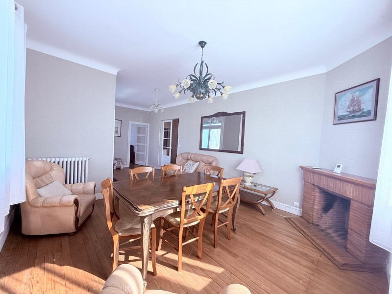 
                                                Vente
                                                 Maison familiale rénovée à Bergerac