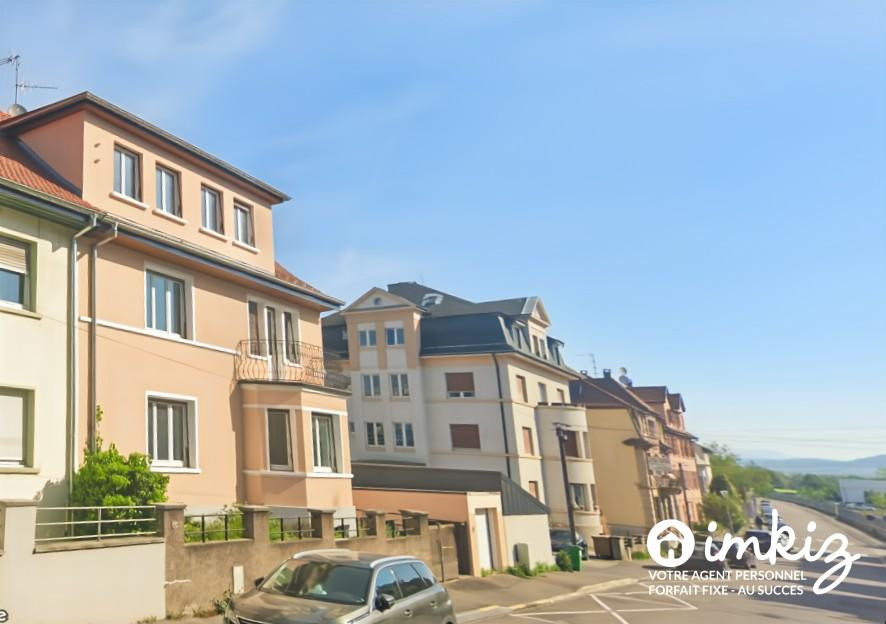 
                                                Vente
                                                 Maison familiale rénovée avec potentiel locatif