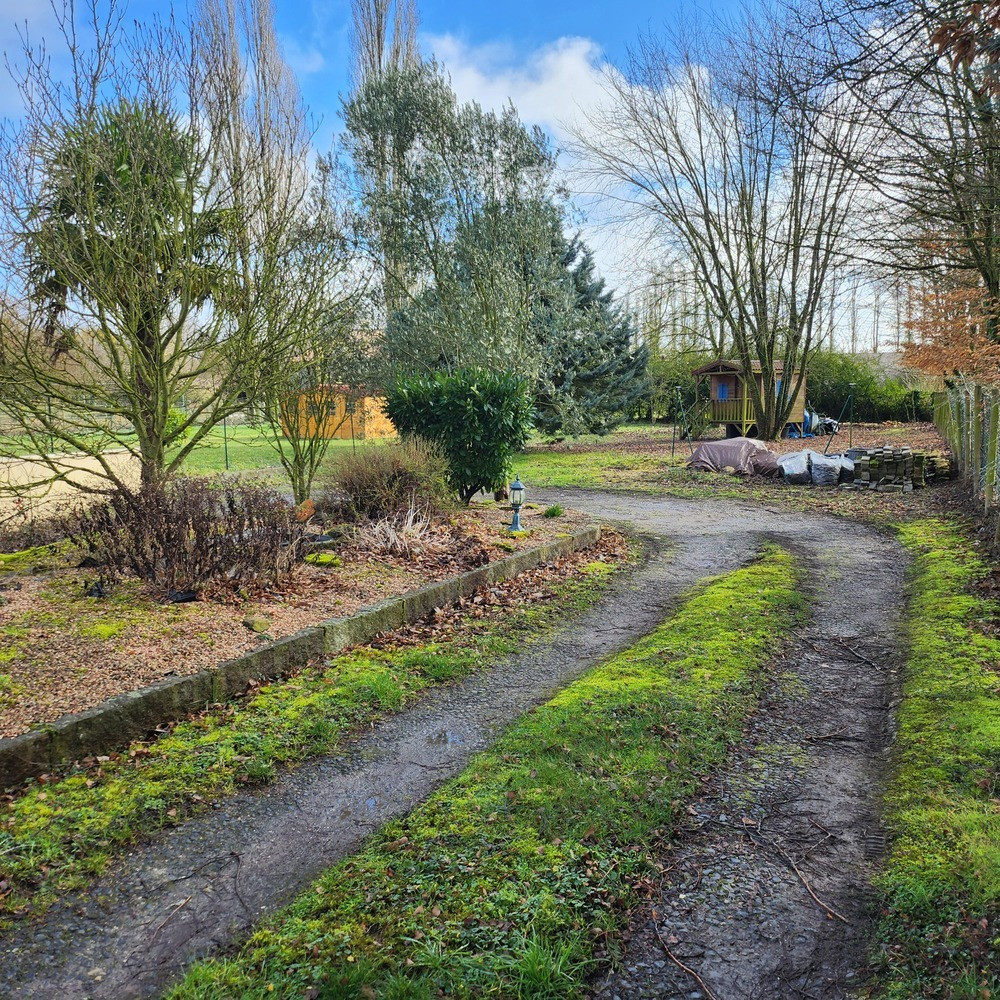 
                                                Vente
                                                 🏡 Maison familiale spacieuse de 160m²