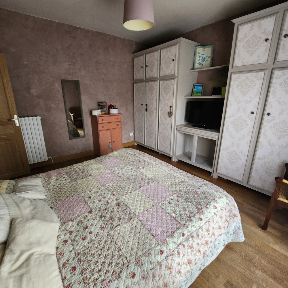 
                                                Vente
                                                 🏡 Maison familiale spacieuse de 160m²