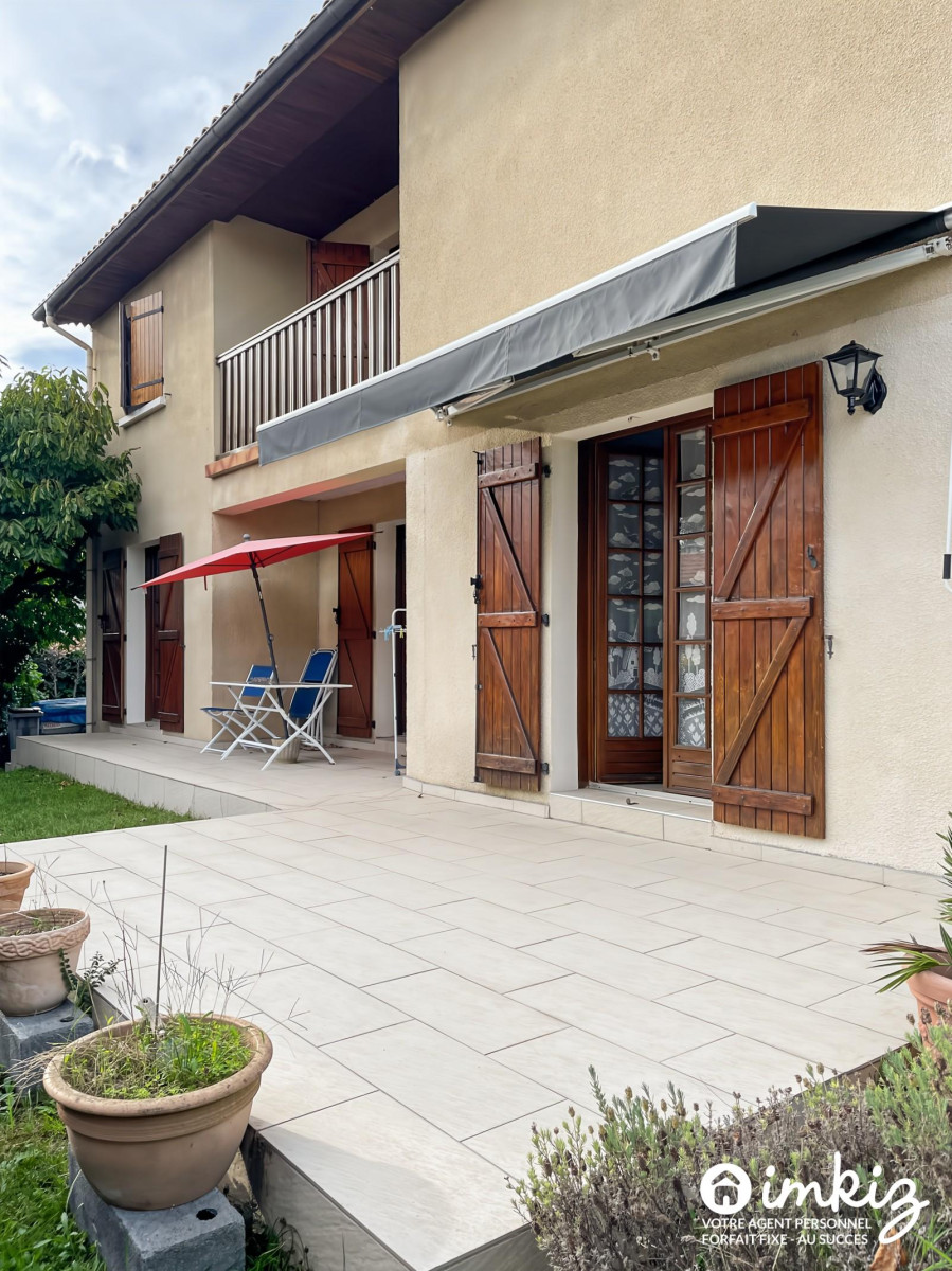 
                                                Vente
                                                 Maison familiale Type 6 – 161 m² habitables