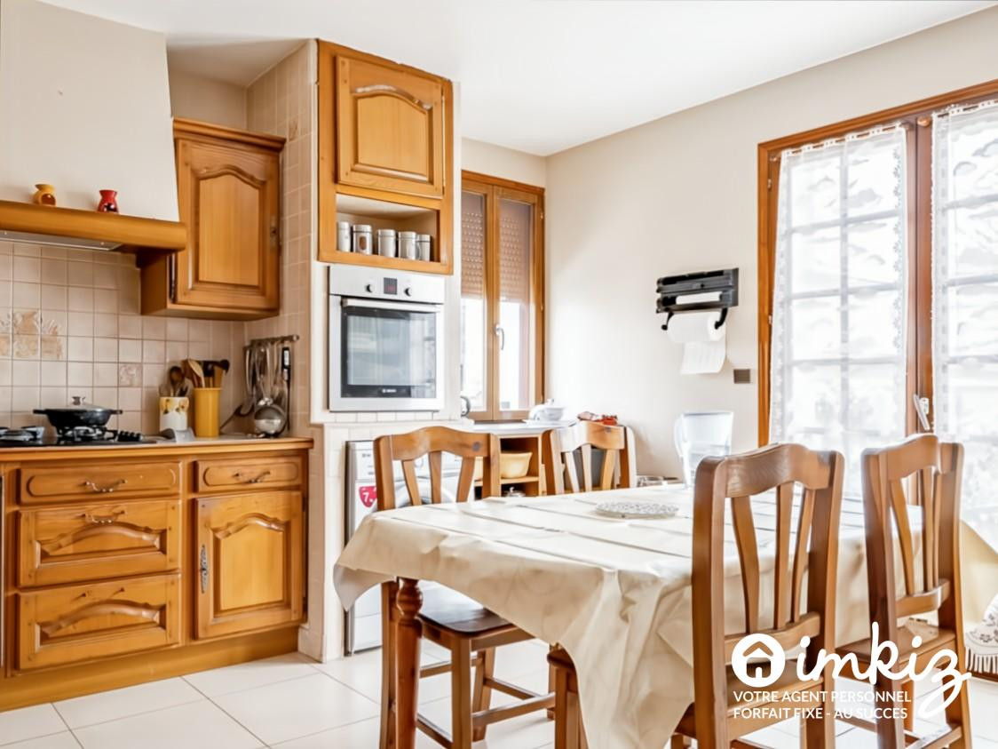 
                                                Vente
                                                 Maison familiale Type 6 – 161 m² habitables – Terr