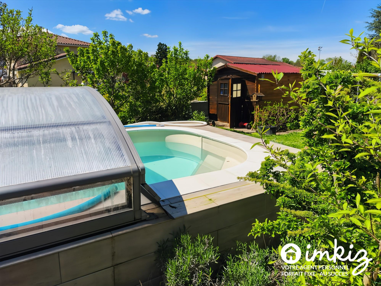 
                                                Vente
                                                 Maison familiale - Véranda lumineuse & piscine