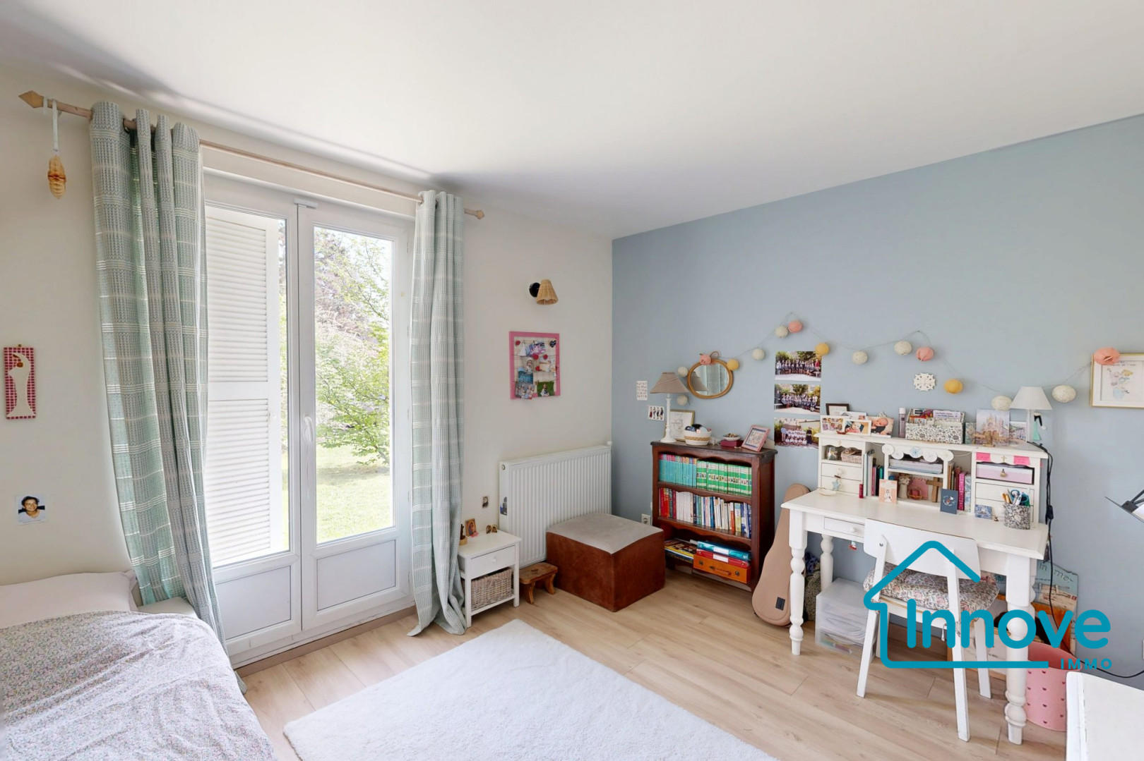 
                                                Vente
                                                 Maison familiale - Voisins Le Bretonneux Chamfleury