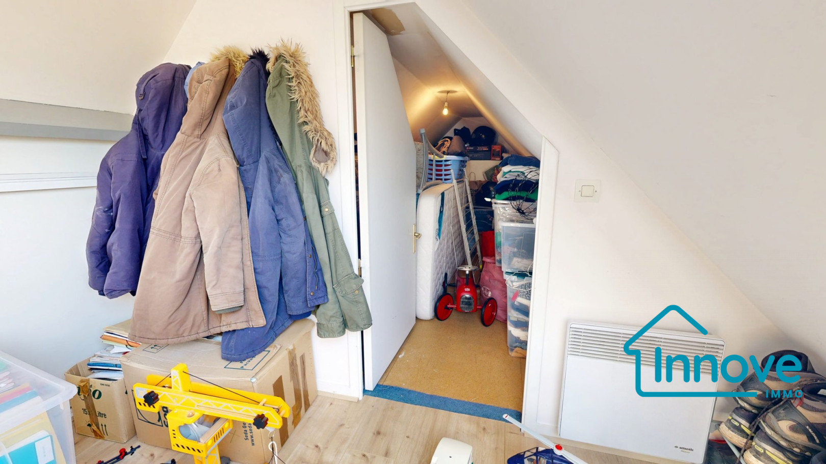 
                                                Vente
                                                 Maison familiale - Voisins Le Bretonneux Chamfleury