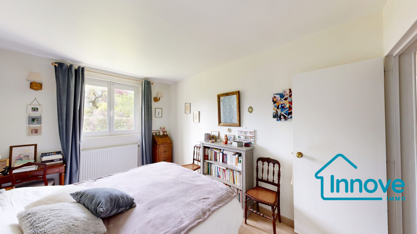 
                                                Vente
                                                 Maison familiale - Voisins Le Bretonneux Chamfleury