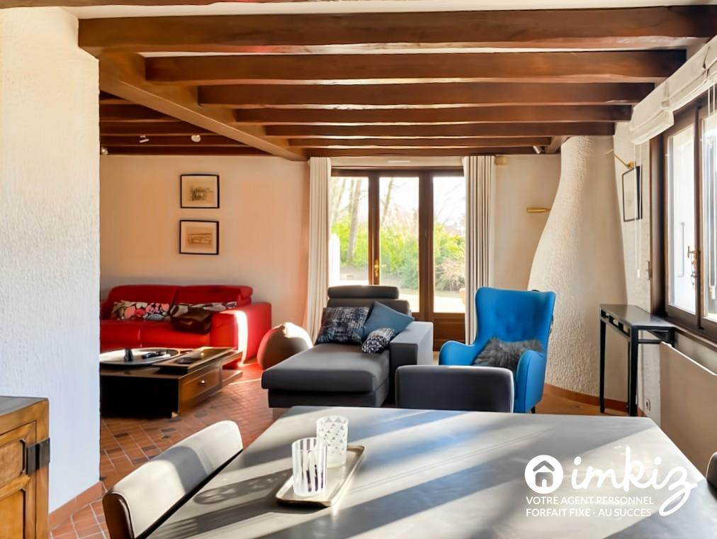 
                                                Vente
                                                 Maison familiale- Vue montagne, lumière et volumes