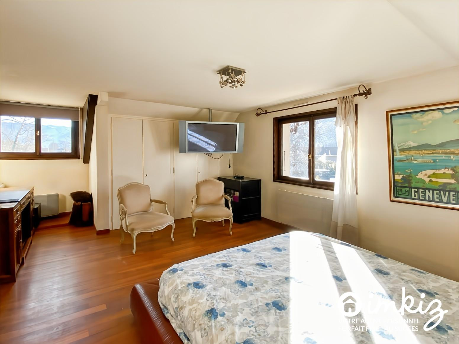 
                                                Vente
                                                 Maison familiale- Vue montagne, lumière et volumes