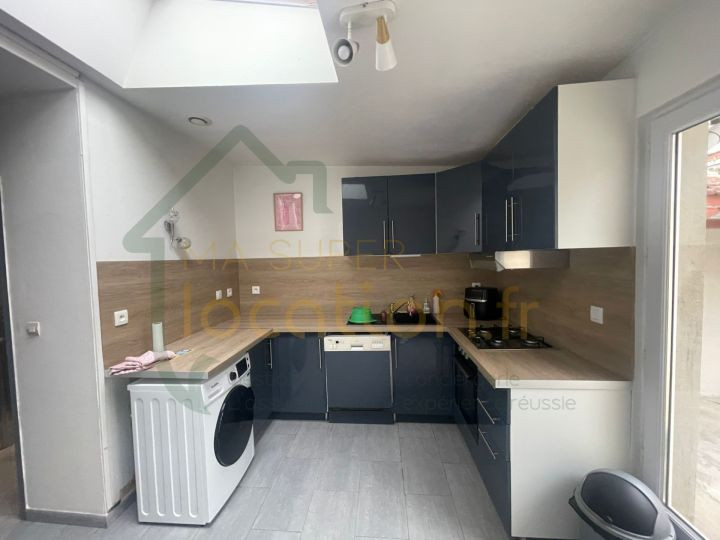 
                                                Location
                                                 MAISON FAUBOURG D'ISLE