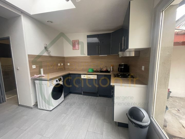 
                                                Location
                                                 MAISON FAUBOURG D'ISLE