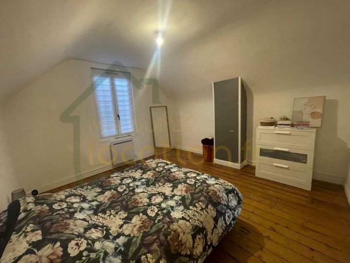 
                                                Location
                                                 MAISON FAUBOURG D'ISLE