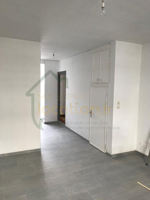 
                                                Vente
                                                 MAISON FAUBOURG D'ISLE À VENDRE