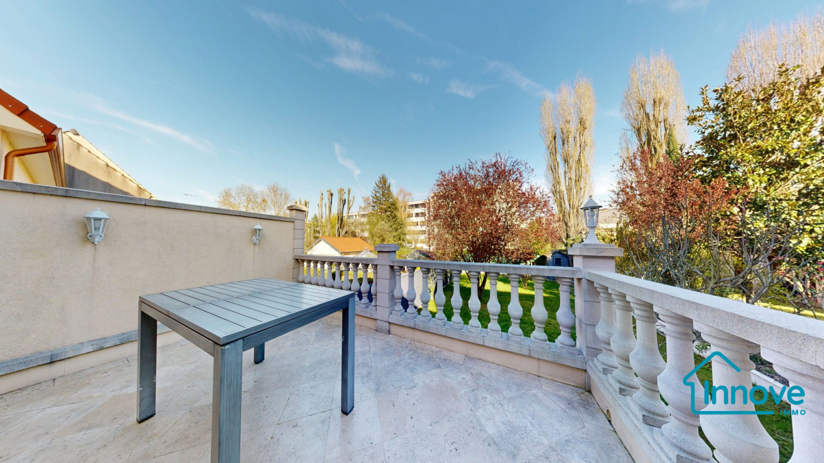 
                                                Vente
                                                 Maison Fort potentiel Secteur Henri Prou