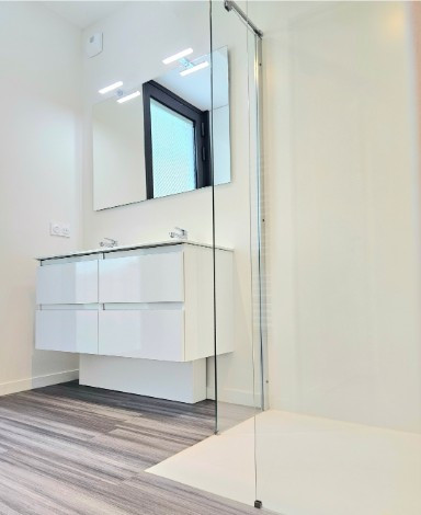 
                                                Vente
                                                 Maison haut de gamme RE2020