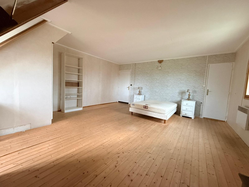 
                                                Vente
                                                 maison individuelle - 210 m2 - LAMONZIE SAINT MARTIN