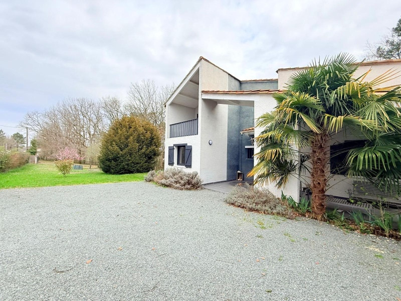 
                                                Vente
                                                 Maison individuelle