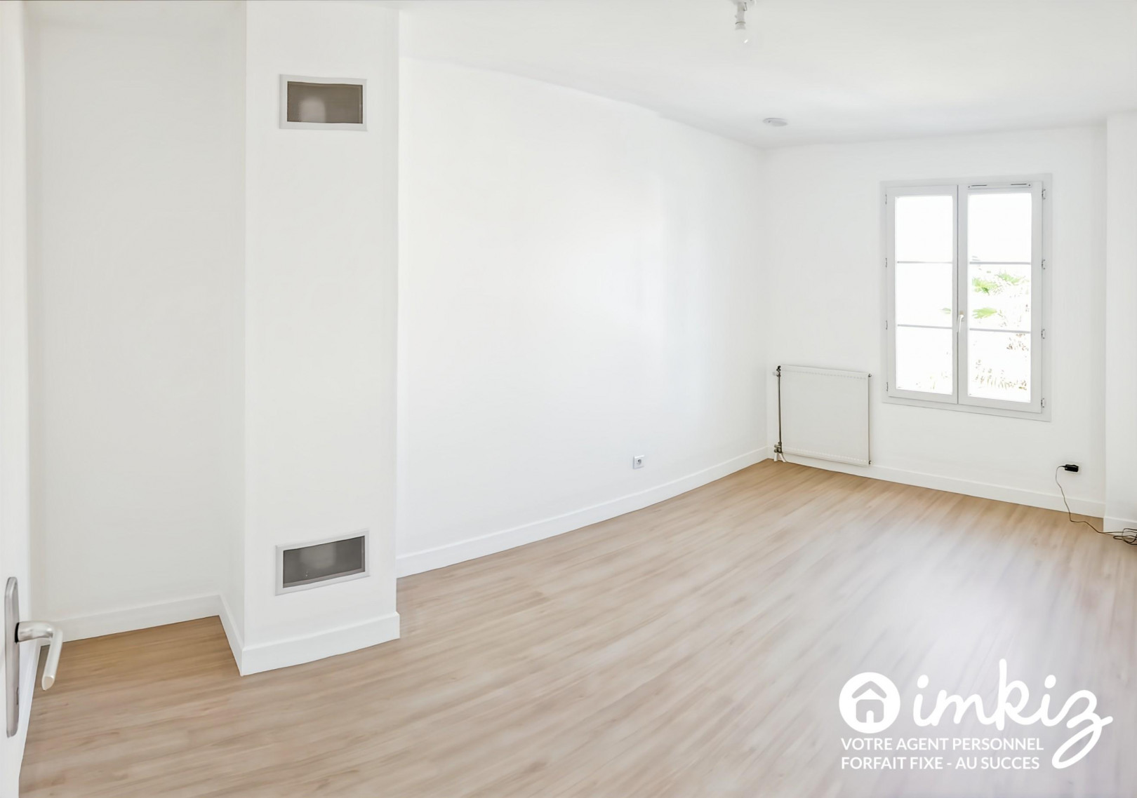 
                                                Vente
                                                 Maison individuelle 7 pièces