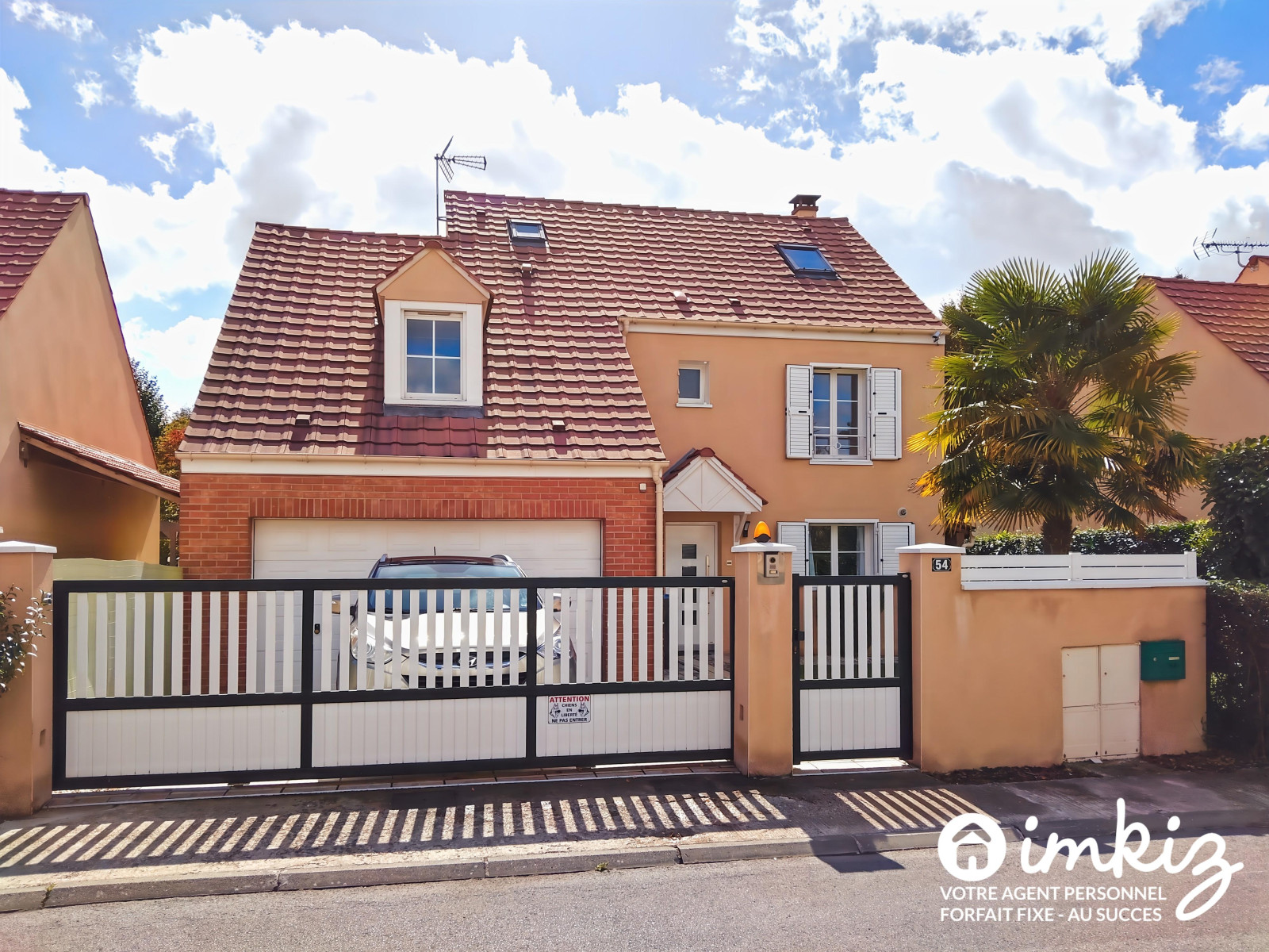 
                                                Vente
                                                 Maison individuelle 7 pièces