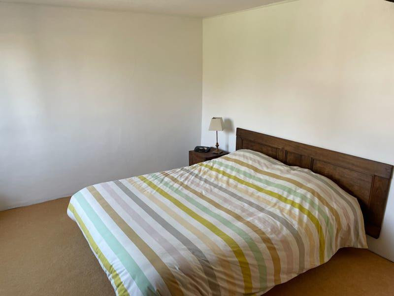 
                                                Location
                                                 Maison individuelle, au calme mais proche métro