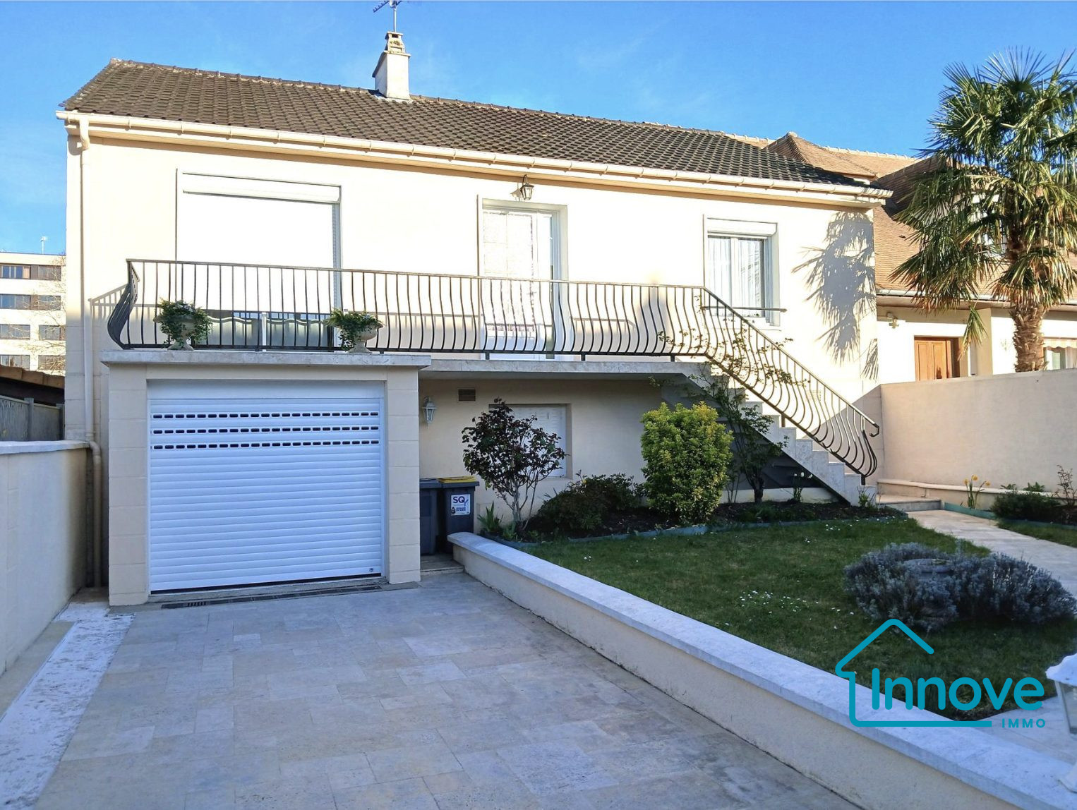 
                                                Vente
                                                 Maison individuelle, Les clayes Ouest