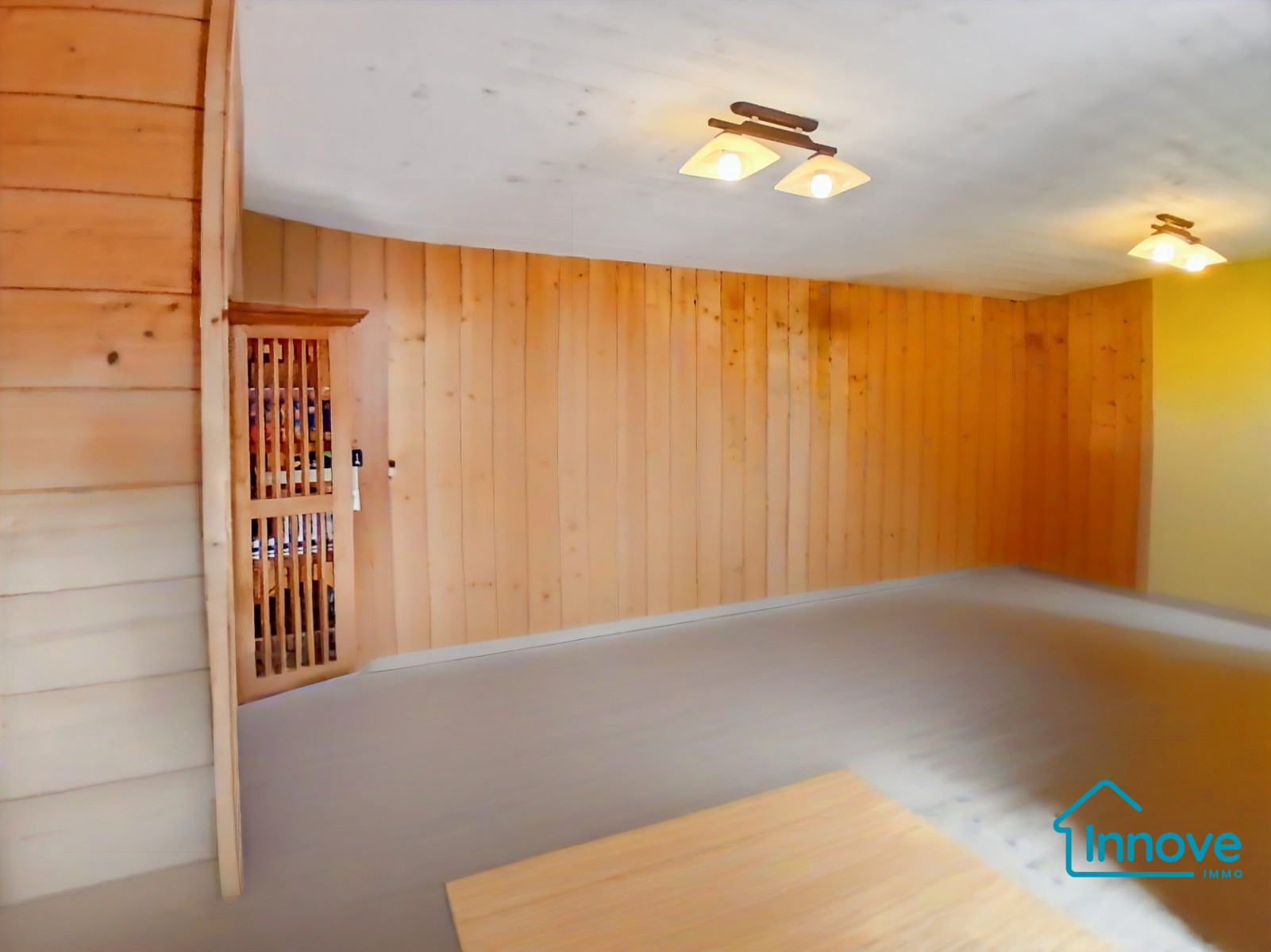 
                                                Vente
                                                 Maison individuelle Viroflay rive droite avec dépendance