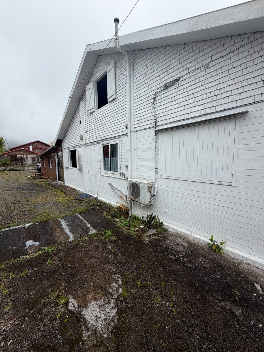 
                                                Vente
                                                 Maison  La Plaine-des-Palmistes. 140M2