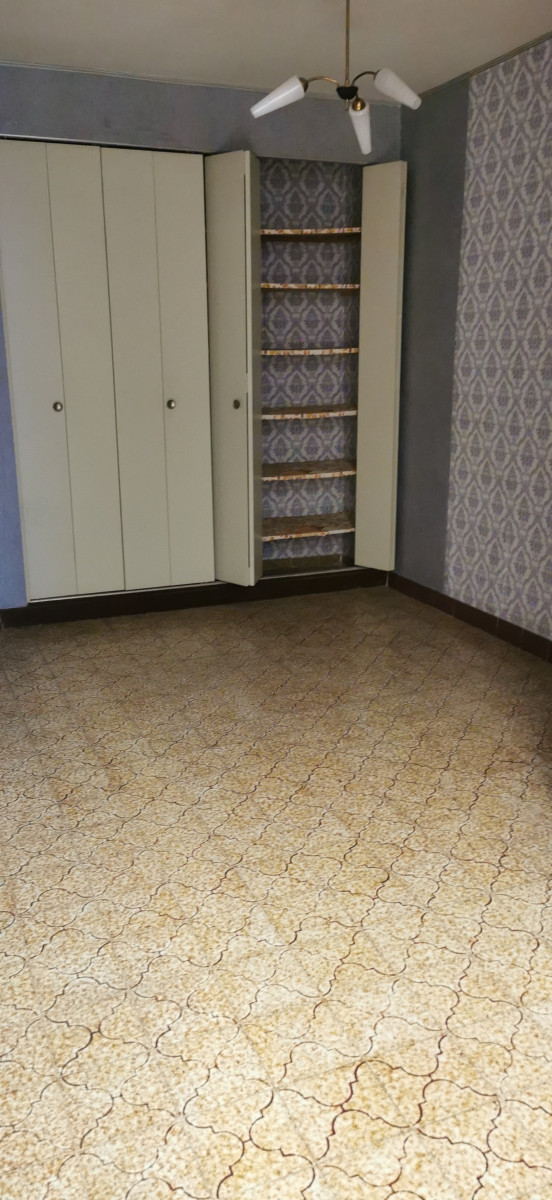 
                                                Vente
                                                 Maison LODEVE RUE ROGER