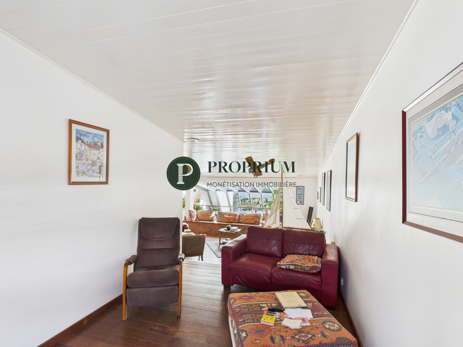 
                                                Vente
                                                 Maison, Loft/Atelier, Local commercial - 795 000 € - Province, 17 - Charente-maritime - La rochelle