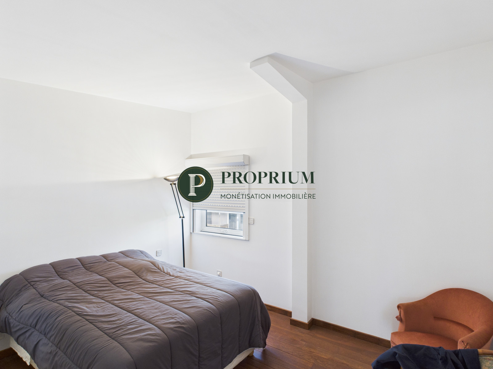 
                                                Vente
                                                 Maison, Loft/Atelier, Local commercial - 795 000 € - Province, 17 - Charente-maritime - La rochelle