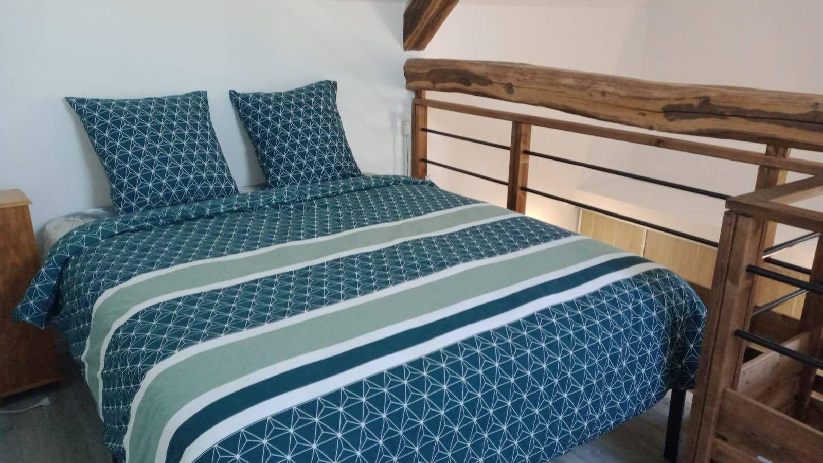 
                                                Location
                                                 Maison lumineuse 29m2 +70m2 terr/jardin, 2 parking