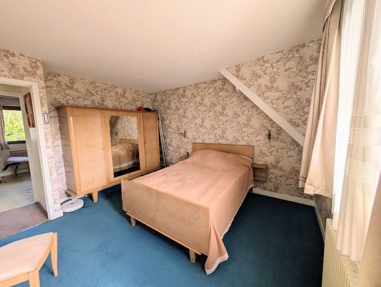 
                                                Vente
                                                 Maison lumineuse à Ormesson à fort potentiel