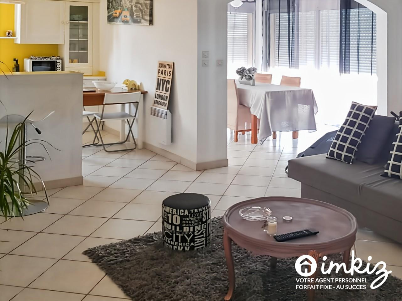 
                                                Vente
                                                 Maison lumineuse et fonctionnelle