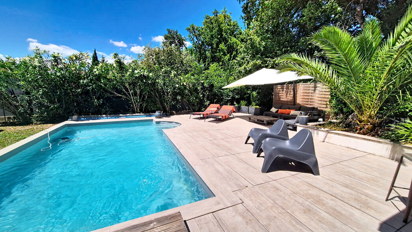 
                                                Vente
                                                 Maison  - Maison individuelle  - 4 pièces  - 84.04 m²
