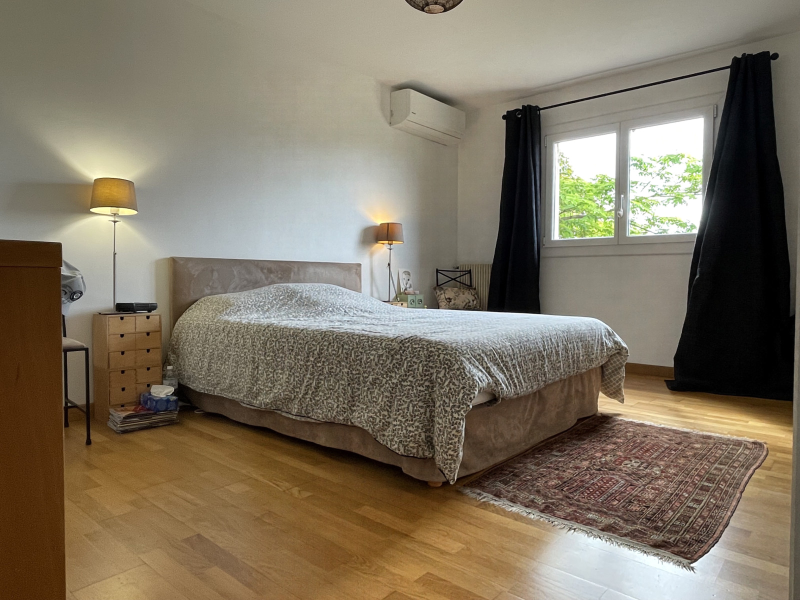 
                                                Location
                                                 Maison  - Maison jumelée  - 5 pièces  - 126.95 m²