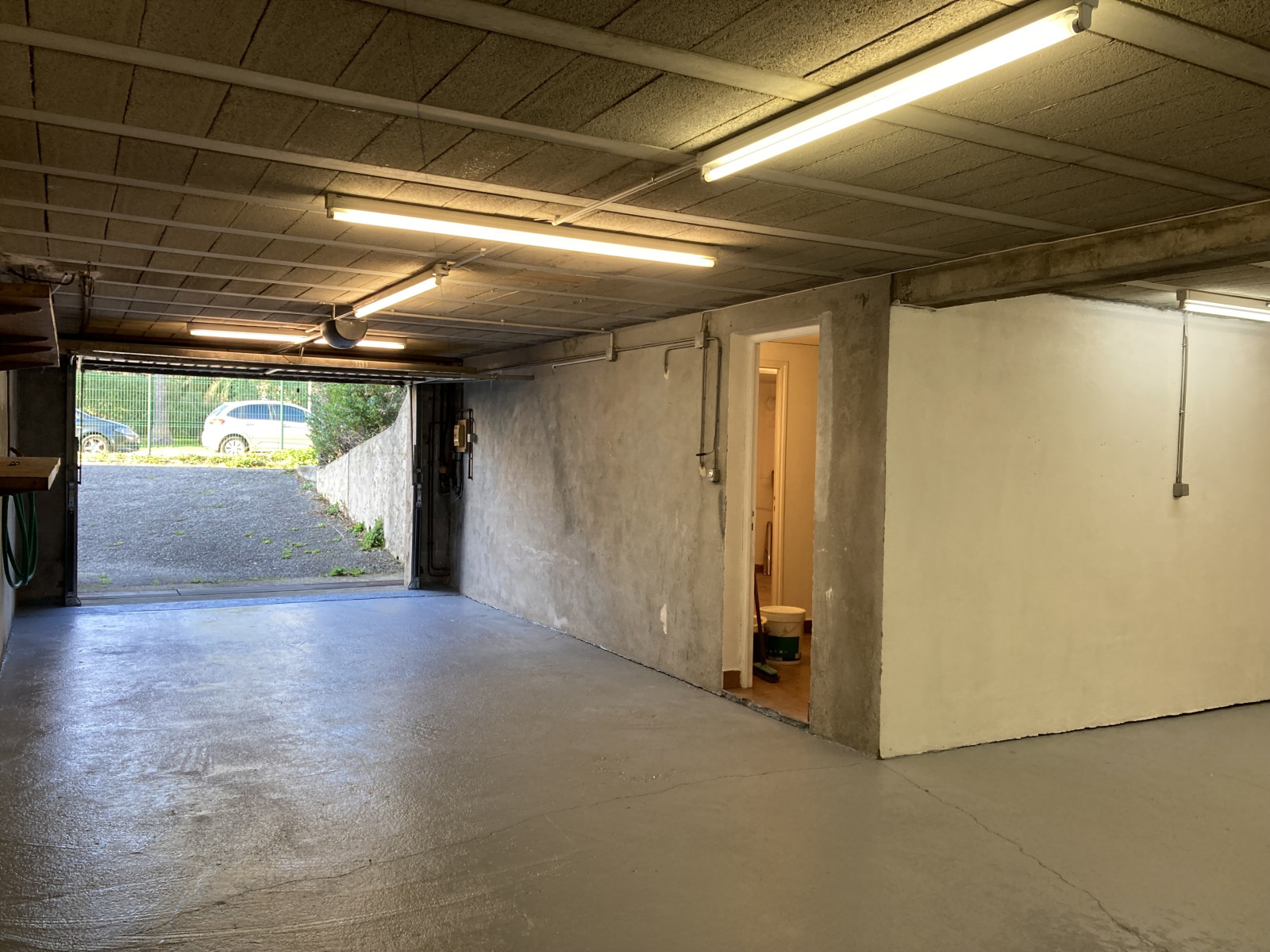 
                                                Location
                                                 Maison  - Maison jumelée  - 5 pièces  - 126.95 m²