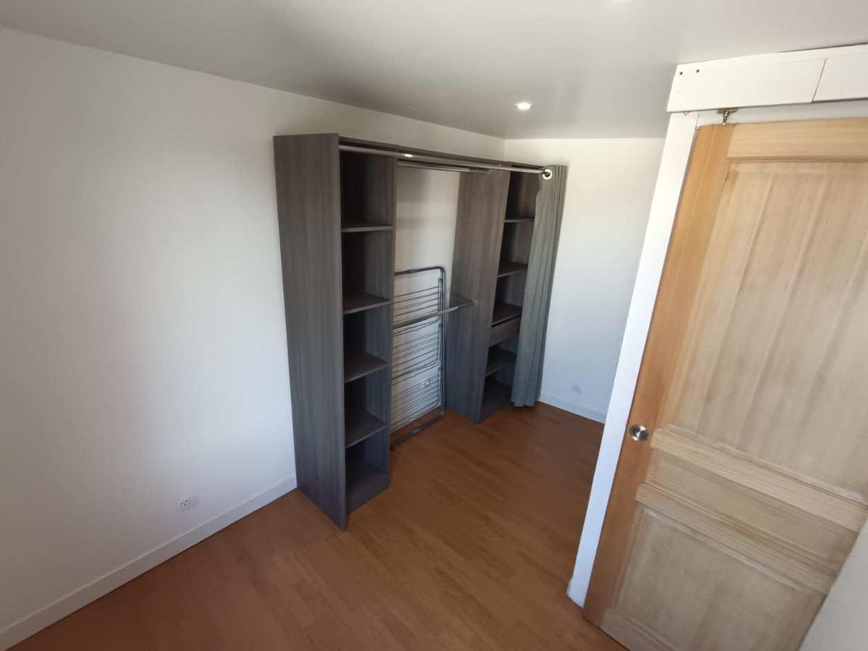 
                                                Location
                                                 Maison meublé 1 chambre et bureau Picquigny