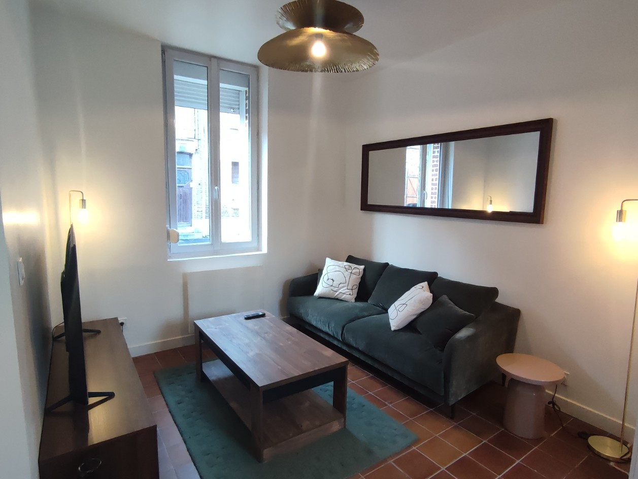 
                                                Location
                                                 Maison meublé 2 chambres Centre-ville