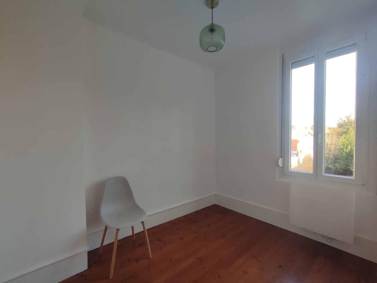 
                                                Location
                                                 Maison meublé 2 chambres Centre-ville