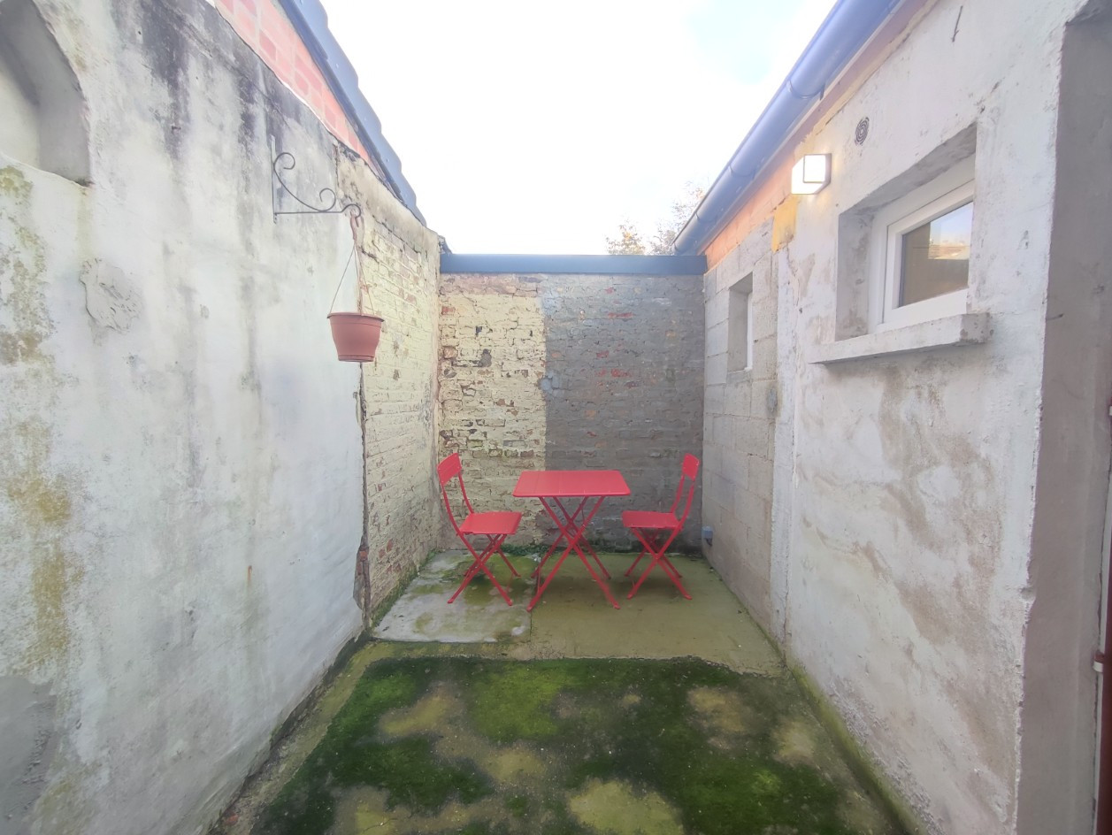 
                                                Location
                                                 Maison meublé 2 chambres Centre-ville