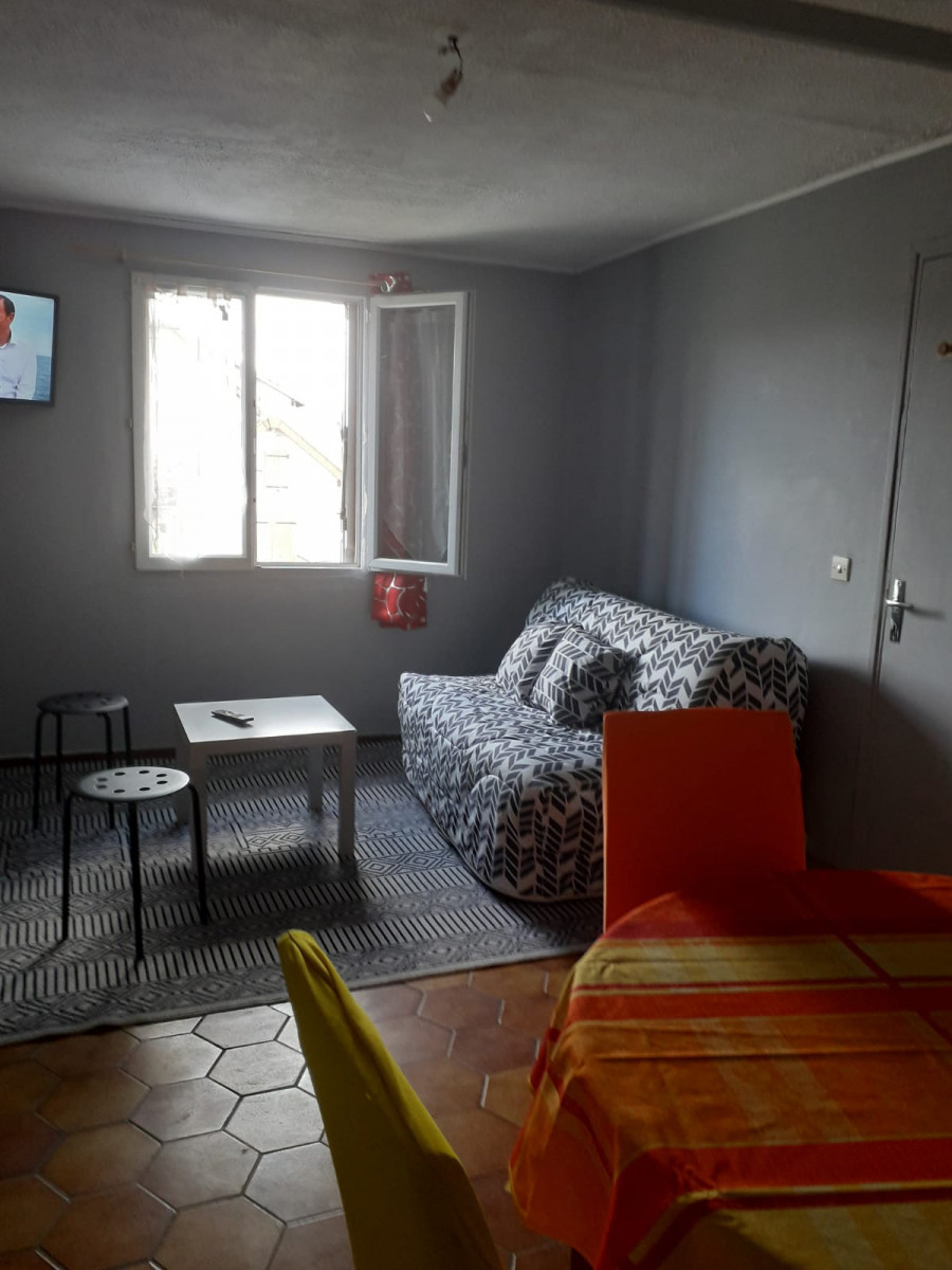 
                                                Location
                                                 Maison meublé de 40 m² à Champigny sur Marne