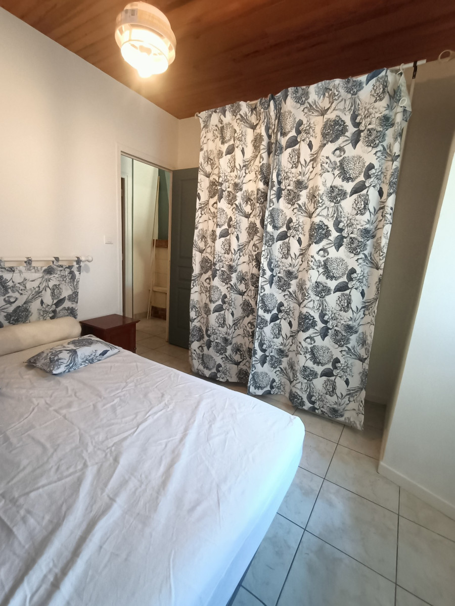 
                                                Location
                                                 Maison meublé T2 31.61m² à Sainte-Foy-de-Belvès