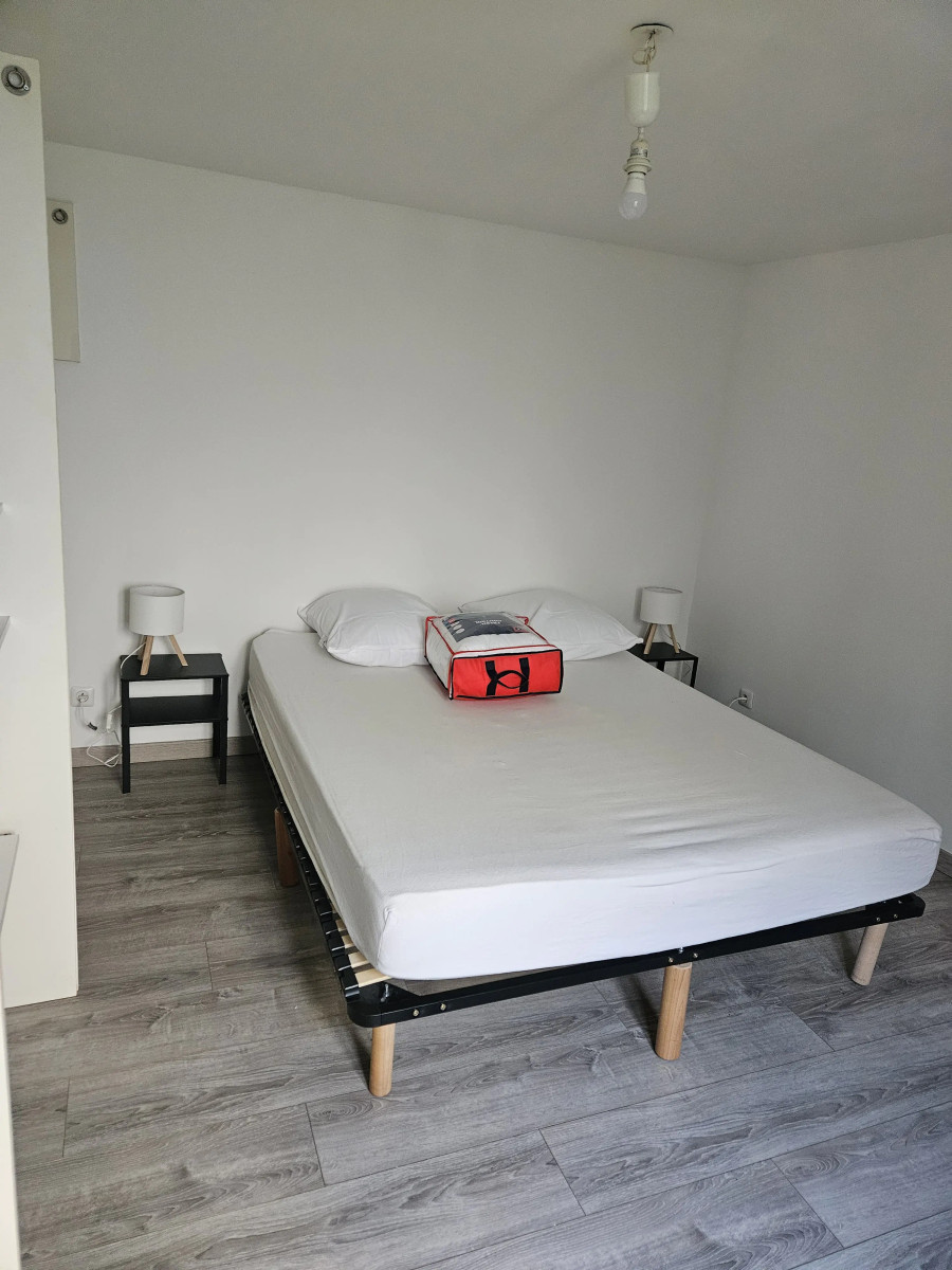 
                                                Location
                                                 Maison meublé T2 36m² à Angoulême