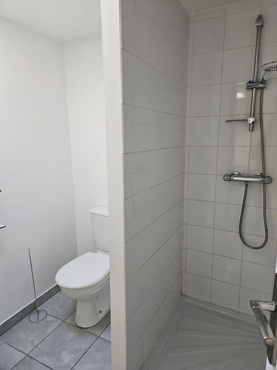 
                                                Location
                                                 Maison meublé T2 36m² à Angoulême