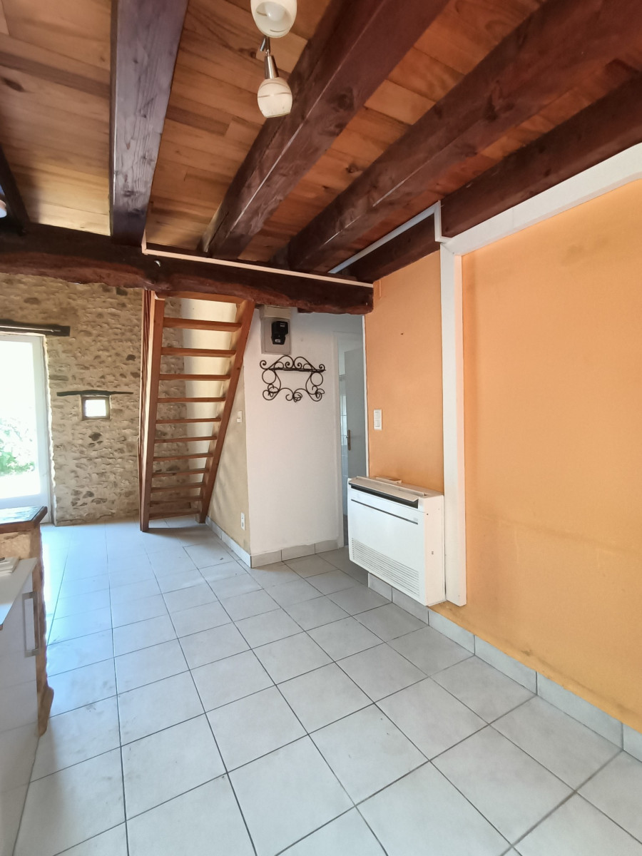 
                                                Location
                                                 Maison T3 55.19m² à Sainte-Foy-de-Belvès