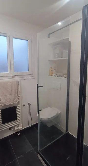 
                                                Location
                                                 Maison meublée 32m²/35 au sol à 10min du metro L11